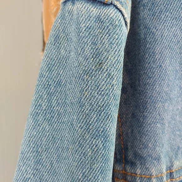 Vintage 90's Planet Hollywood denim jacket, unisex size small (fits large) - Picture 14 of 16